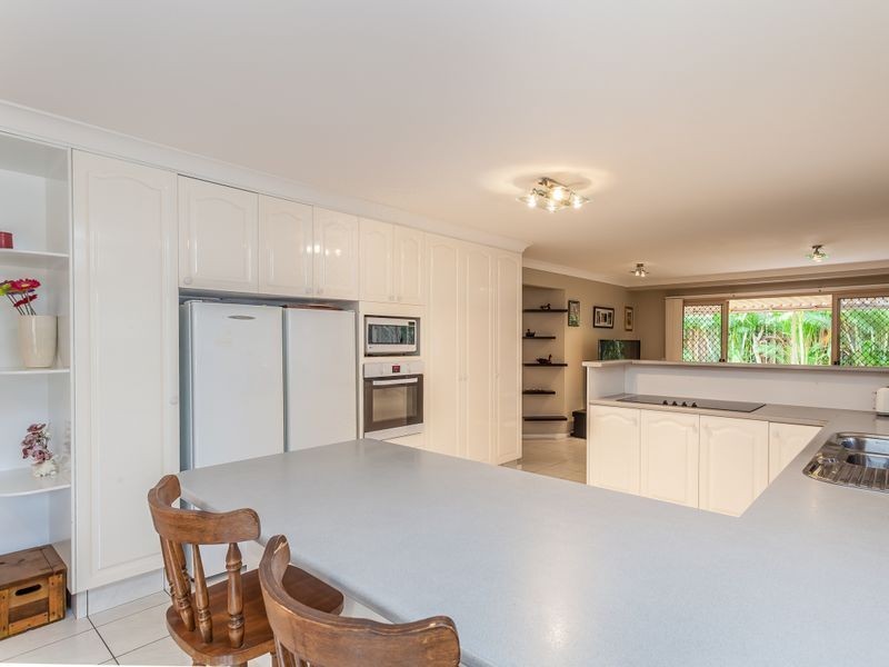 1 Pilgrim Place, Bracken Ridge QLD 4017