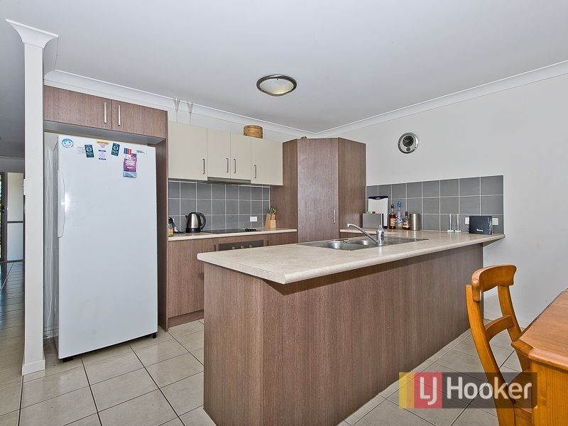 11 Trenton Court, Bracken Ridge QLD 4017