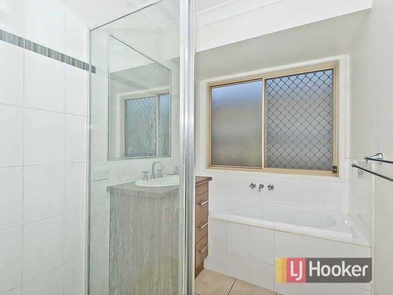 11 Trenton Court, Bracken Ridge QLD 4017