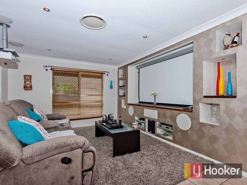 37 Cambridge Crescent, Fitzgibbon QLD 4018