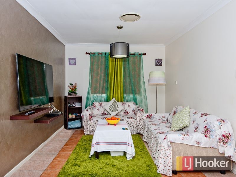 37 Cambridge Crescent, Fitzgibbon QLD 4018