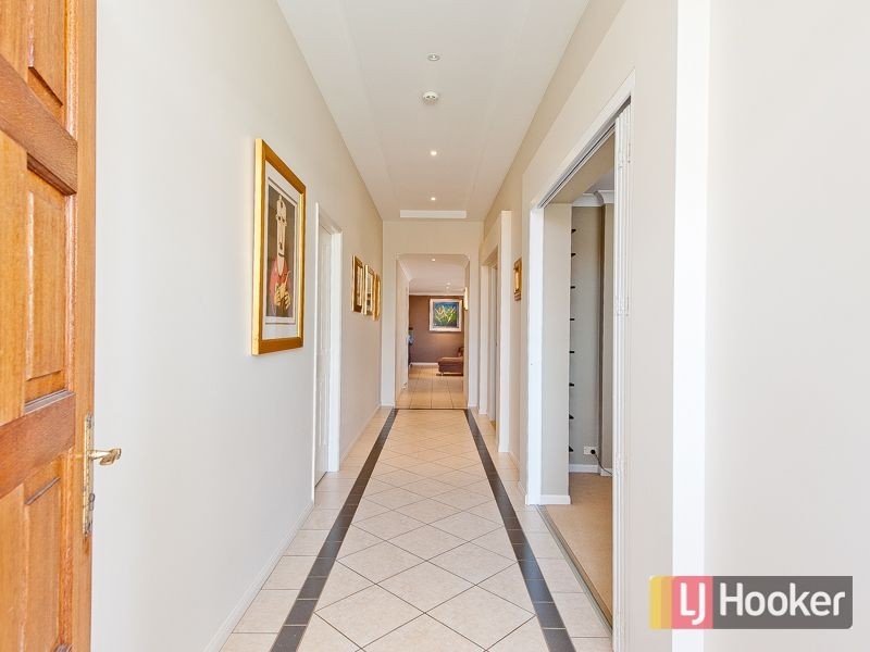 9 Delia Close, Bracken Ridge QLD 4017