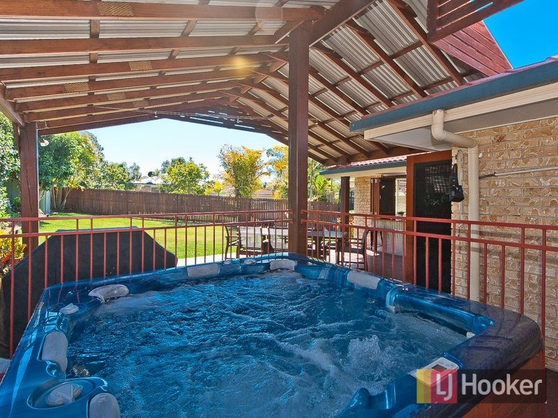 37 Melvina Place, Bracken Ridge QLD 4017