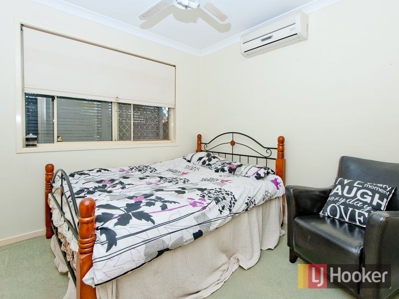 40 Cambridge Crescent, Fitzgibbon QLD 4018