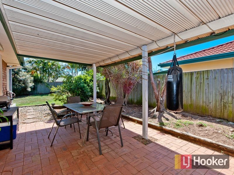 40 Cambridge Crescent, Fitzgibbon QLD 4018