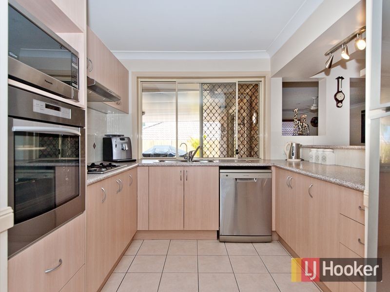 77 Warrego Crescent, Murrumba Downs QLD 4503