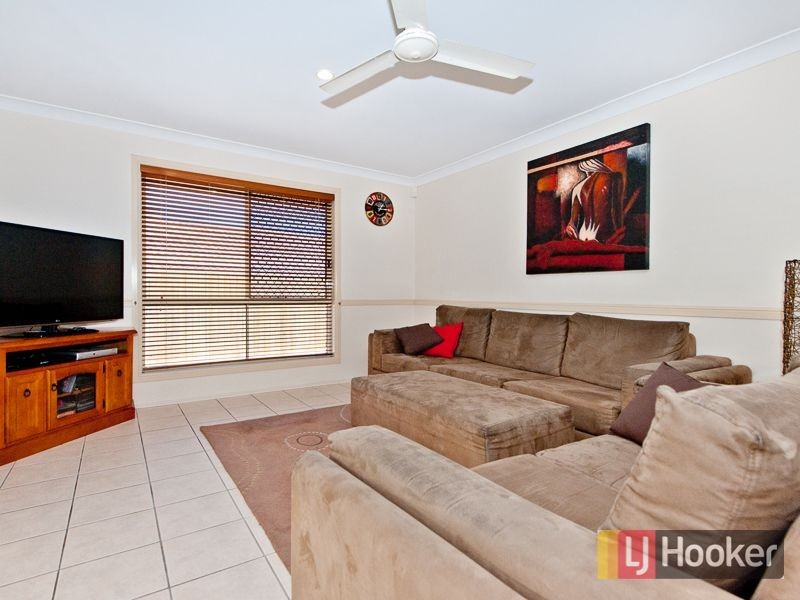 77 Warrego Crescent, Murrumba Downs QLD 4503