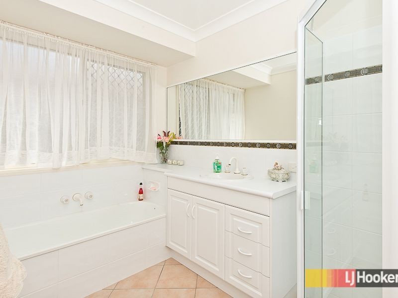 11 Melvina Place, Bracken Ridge QLD 4017