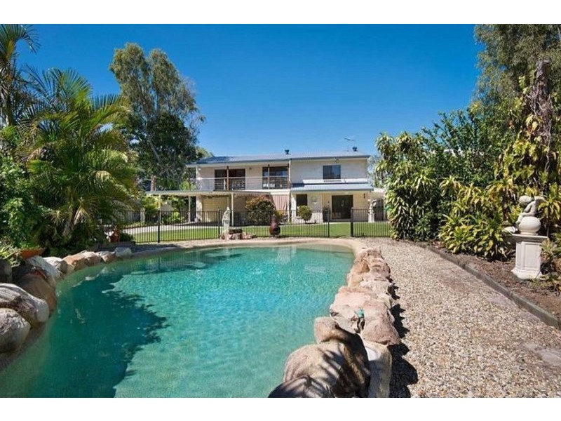 96 Bayside Drive, Beachmere QLD 4510