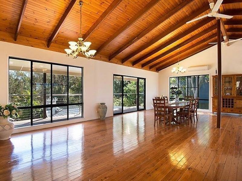 96 Bayside Drive, Beachmere QLD 4510