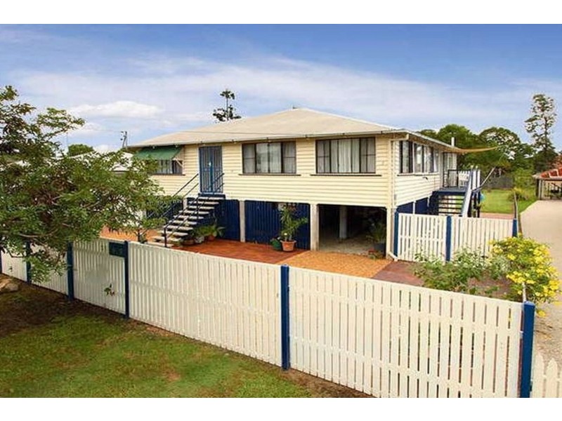 37 Henderson Road, Deagon QLD 4017