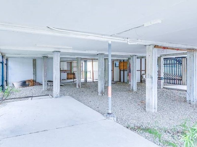 37 Henderson Road, Deagon QLD 4017