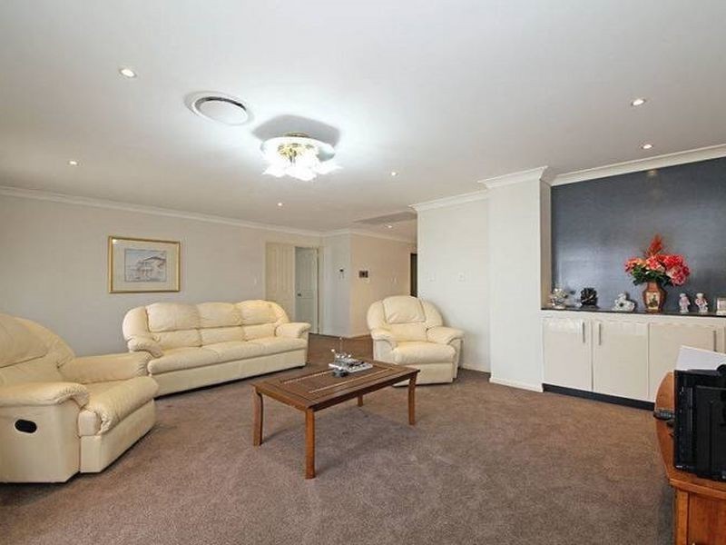 24 Lakeview Terrace, Murrumba Downs QLD 4503