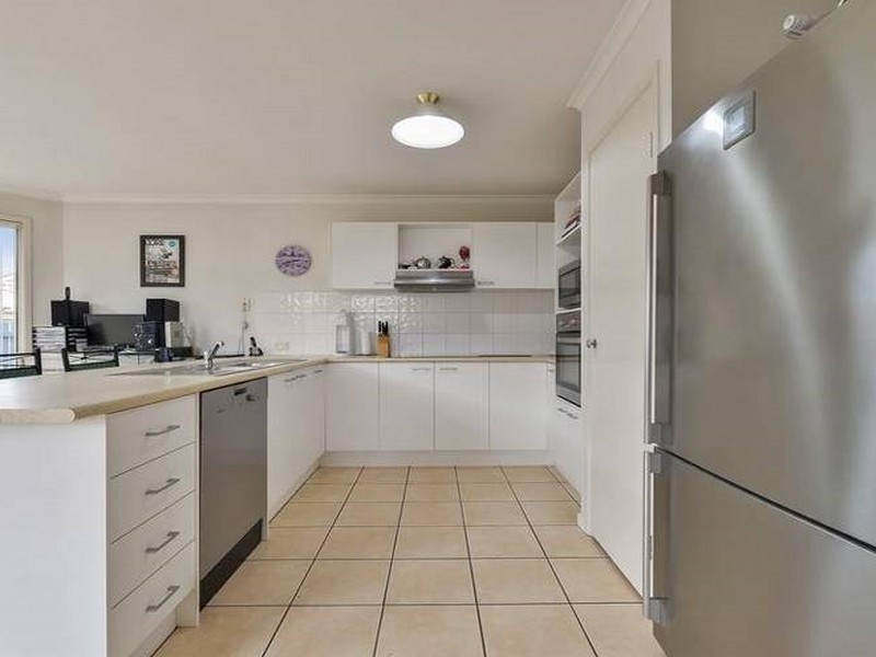 11 Fieldstone Close, Bracken Ridge QLD 4017