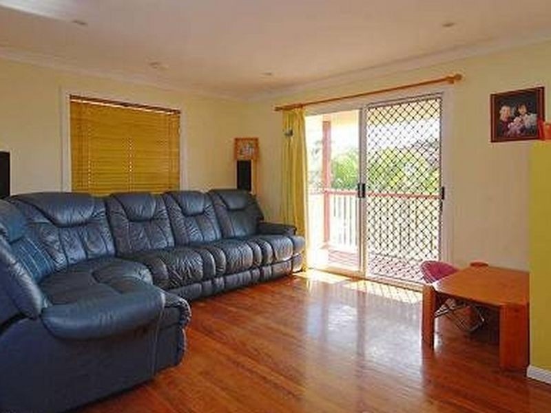 17 Ardcarn Street, Bracken Ridge QLD 4017