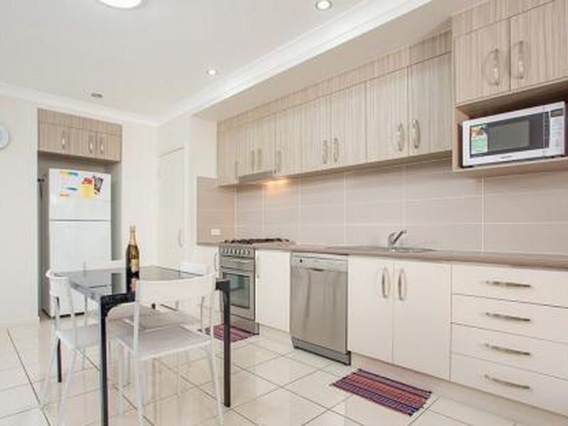 19 Daintree Park Way, Fitzgibbon QLD 4018