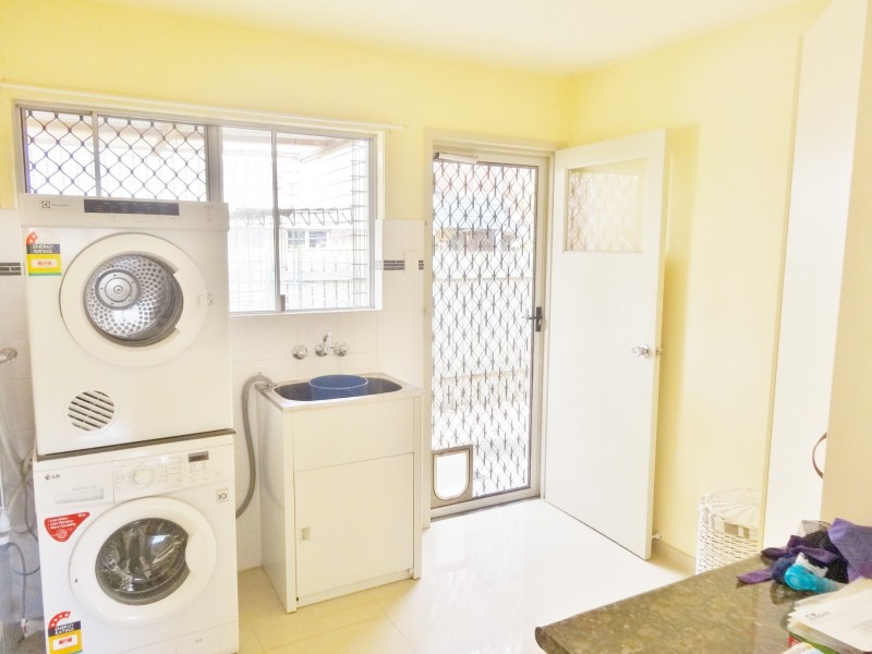 15 Patricia Street, Strathpine QLD 4500