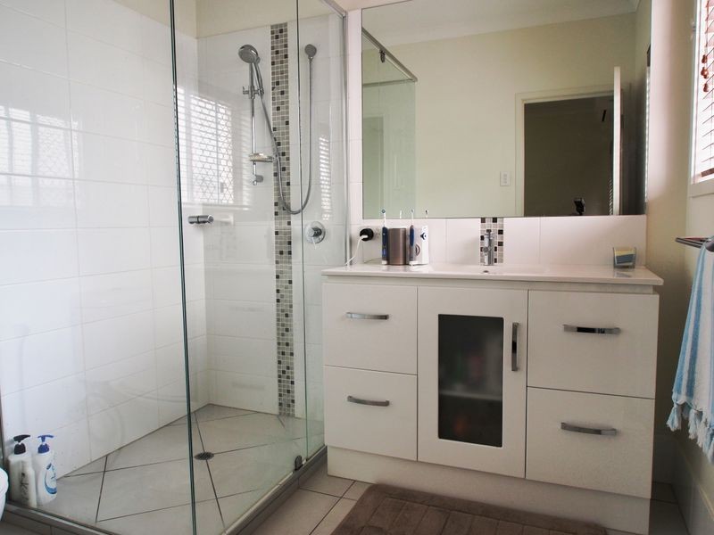 14 Pressland Street, Carseldine QLD 4034