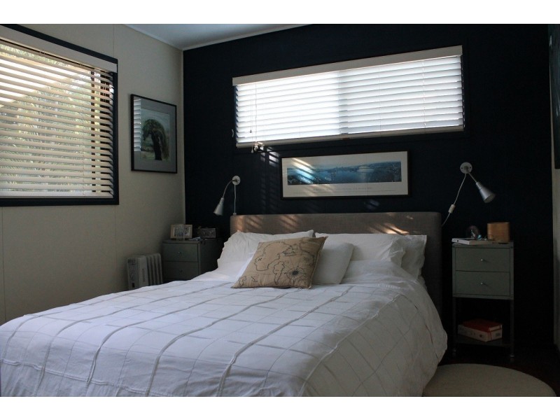 7 Orange Grove Street, Coochiemudlo Island QLD 4184