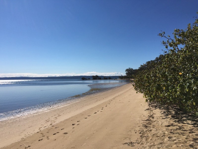 7 Orange Grove Street, Coochiemudlo Island QLD 4184