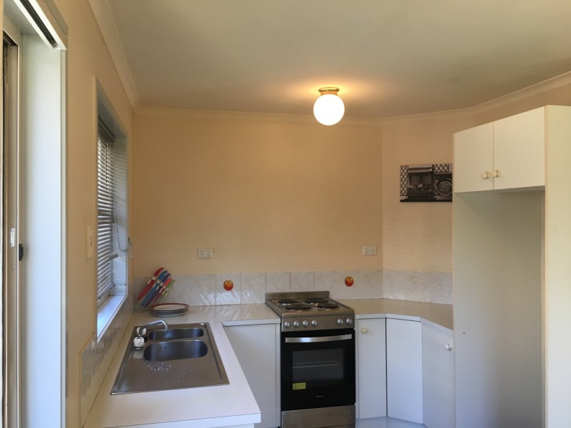 2/10 River Gum Close, Fitzgibbon QLD 4018