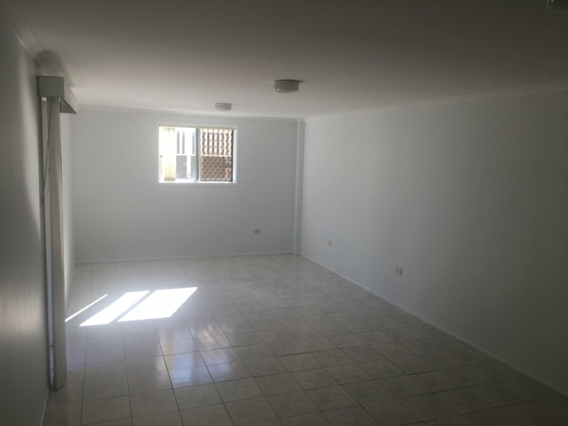 16 Arrakune Crescent, Kallangur QLD 4503