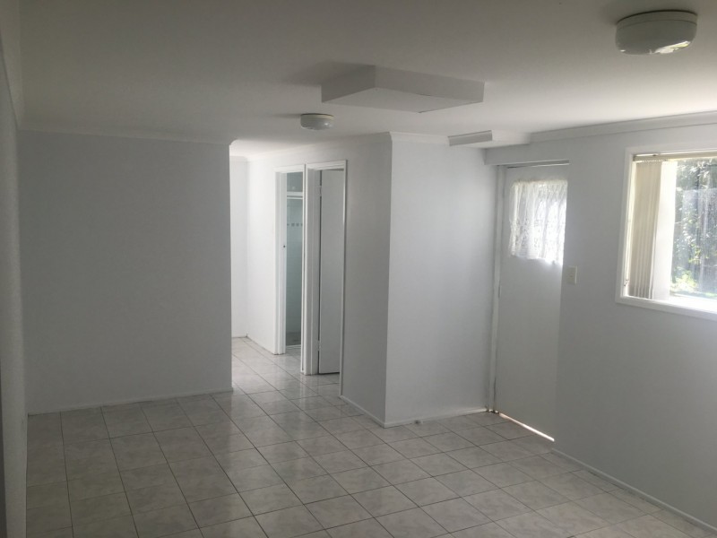 16 Arrakune Crescent, Kallangur QLD 4503