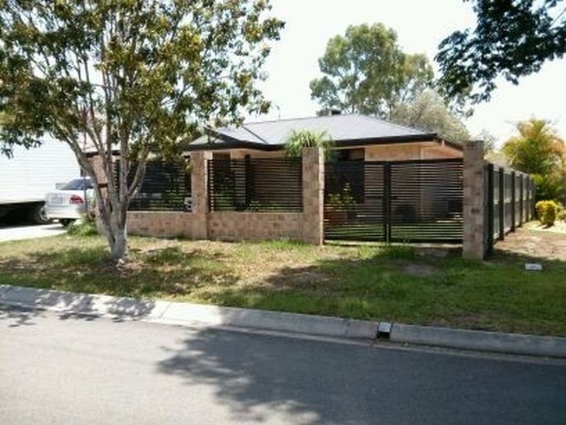 17 Pomona Street, Brighton QLD 4017