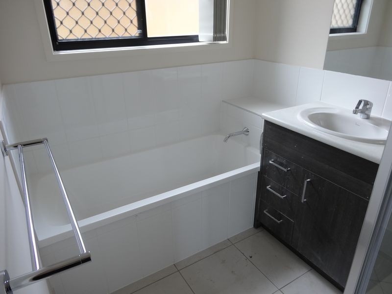 9 Jersey Street, North Lakes QLD 4509