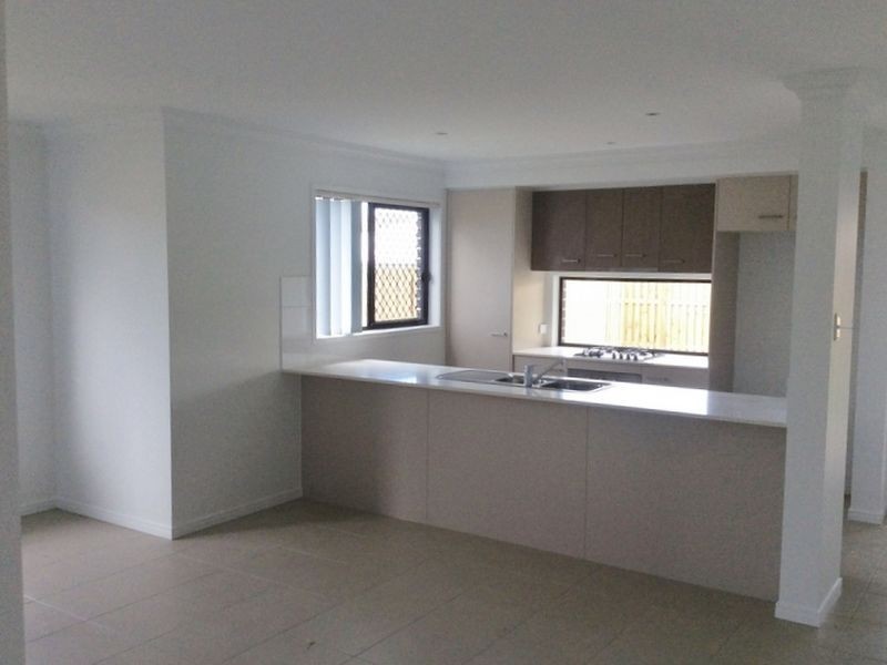 9 Lauren Circuit, Brighton QLD 4017