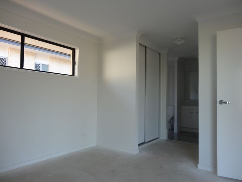 17 Matthew Crescent, Griffin QLD 4503