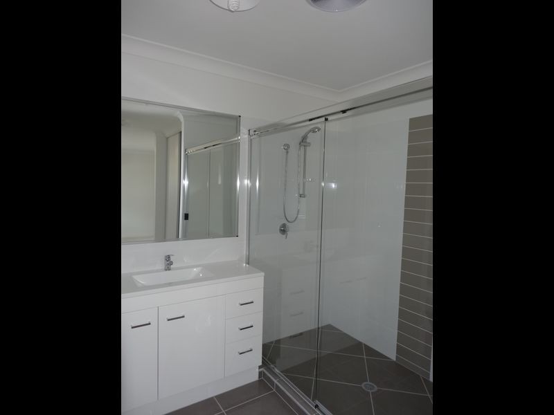 17 Matthew Crescent, Griffin QLD 4503