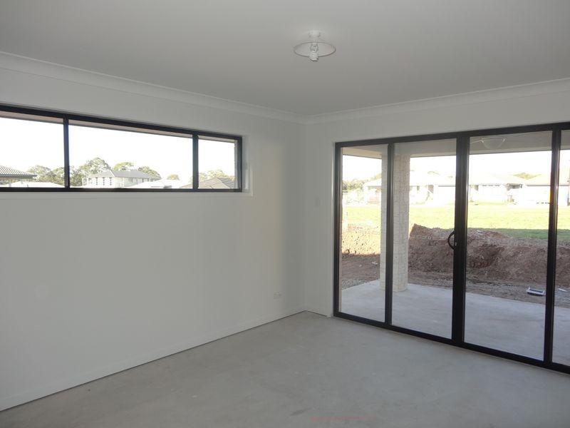 17 Matthew Crescent, Griffin QLD 4503