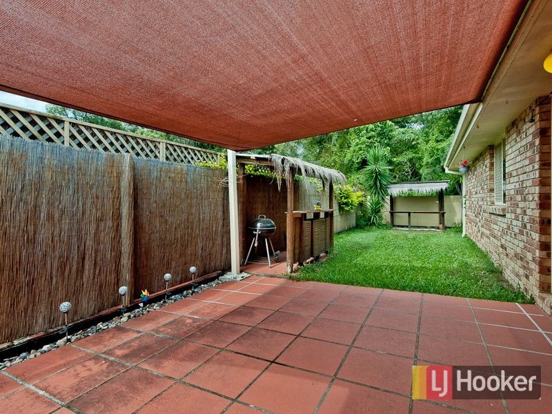 37 Cambridge Crescent, Fitzgibbon QLD 4018