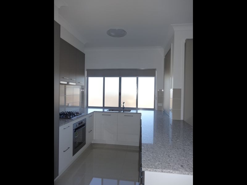 8/468 Roghan Road, Fitzgibbon QLD 4018