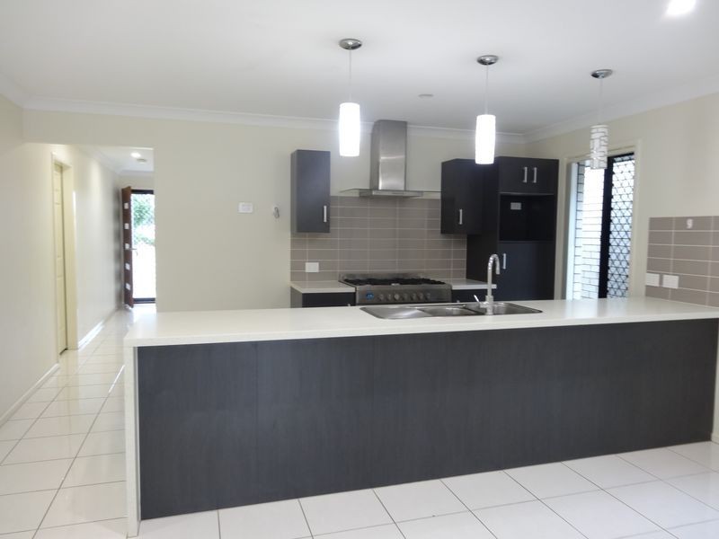 31 Merimbula Street, Fitzgibbon QLD 4018