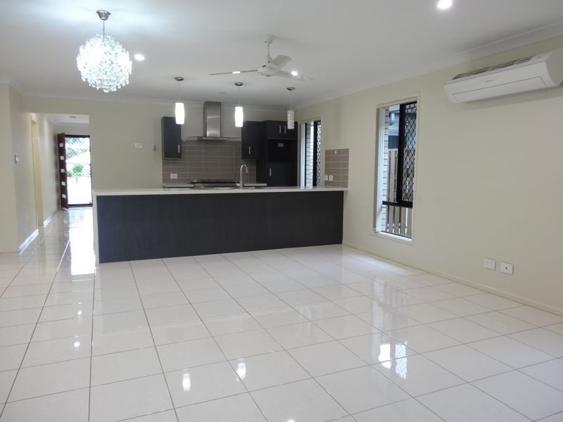 31 Merimbula Street, Fitzgibbon QLD 4018