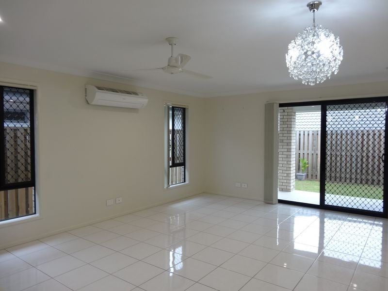 31 Merimbula Street, Fitzgibbon QLD 4018