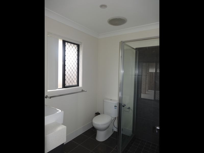 31 Merimbula Street, Fitzgibbon QLD 4018