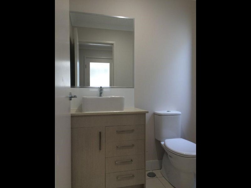 13 Macquarie Circuit, Fitzgibbon QLD 4018