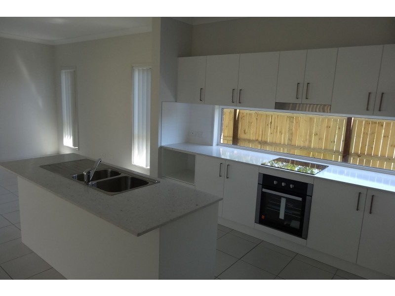 76 Burralong Street, Deagon QLD 4017