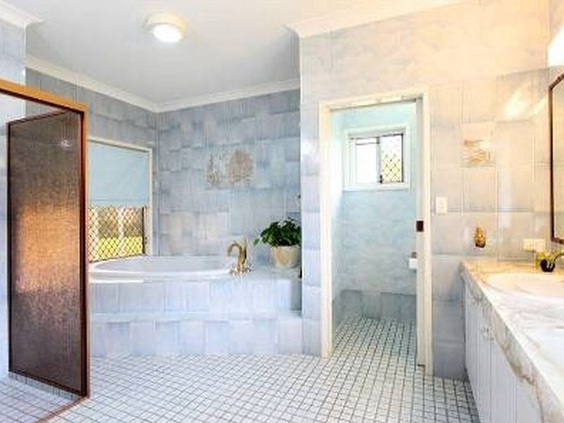 50 Retreat Street, Bridgeman Downs QLD 4035