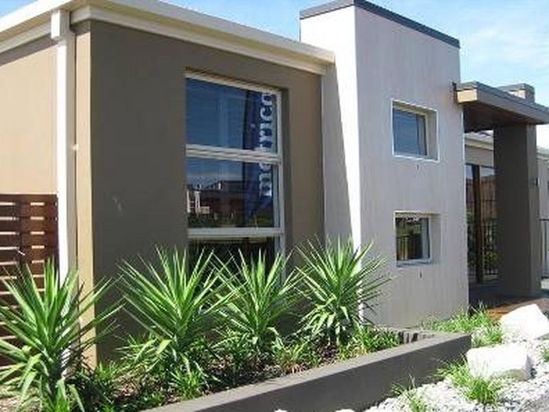 50 Como Circuit, Warner QLD 4500