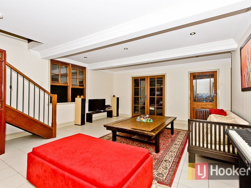 26 Oxford Place, Shorncliffe QLD 4017