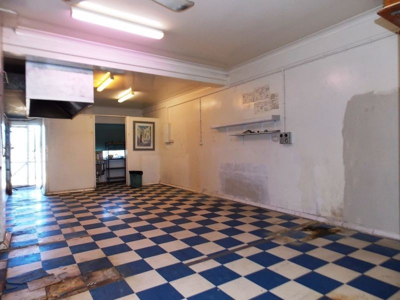 Shop 2/107 Gladstone Road, Highgate Hill QLD 4101