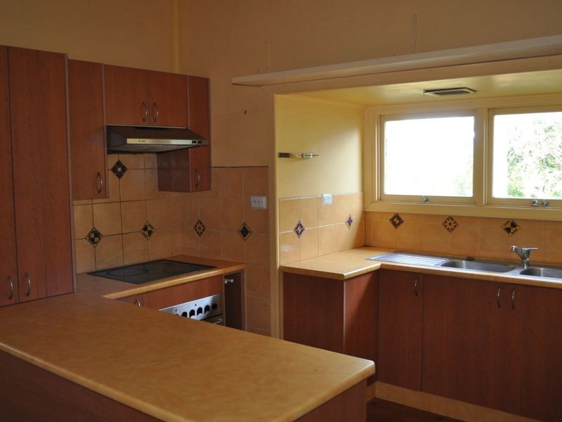 Holland Park West QLD 4121