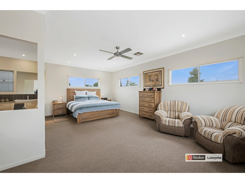 24 Willis Street, Gordon Park QLD 4031