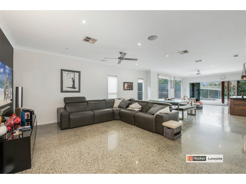 24 Willis Street, Gordon Park QLD 4031