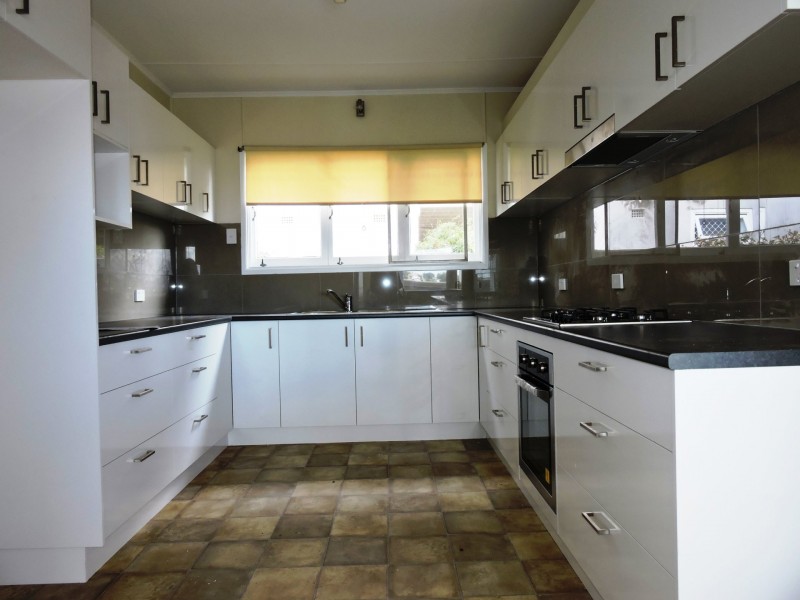 11 Farrant Street, Stafford Heights QLD 4053