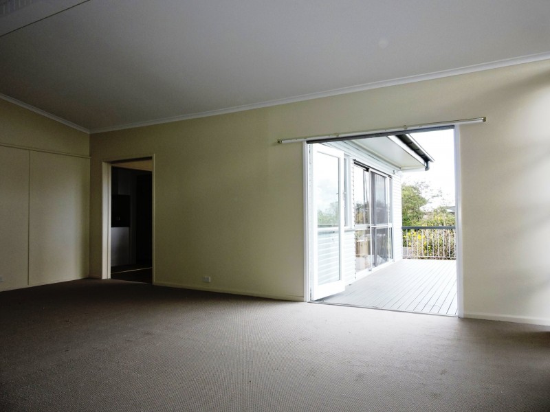 11 Farrant Street, Stafford Heights QLD 4053